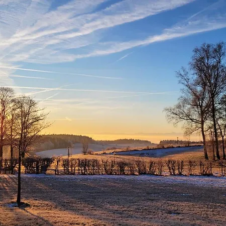Modernes Familien Tiny House - & Sternenhimmel Inklusive! Vakantiehuis Untergriesbach